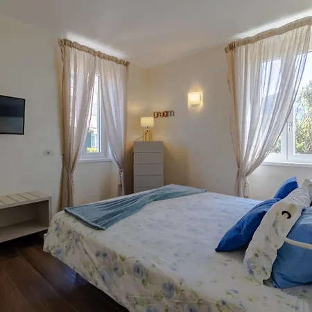 Vitali - Apartman